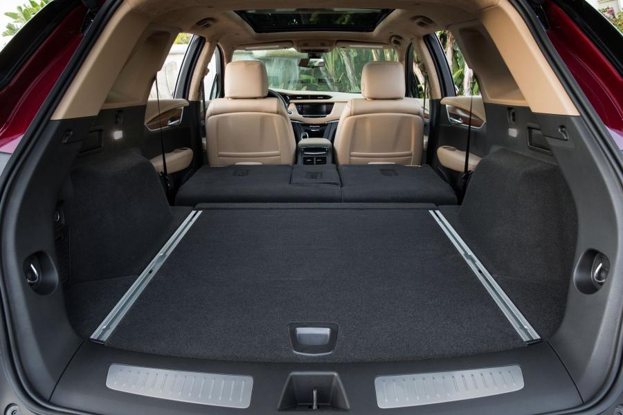  Cadillac XT5 2016 года  (фото 44 из 49)